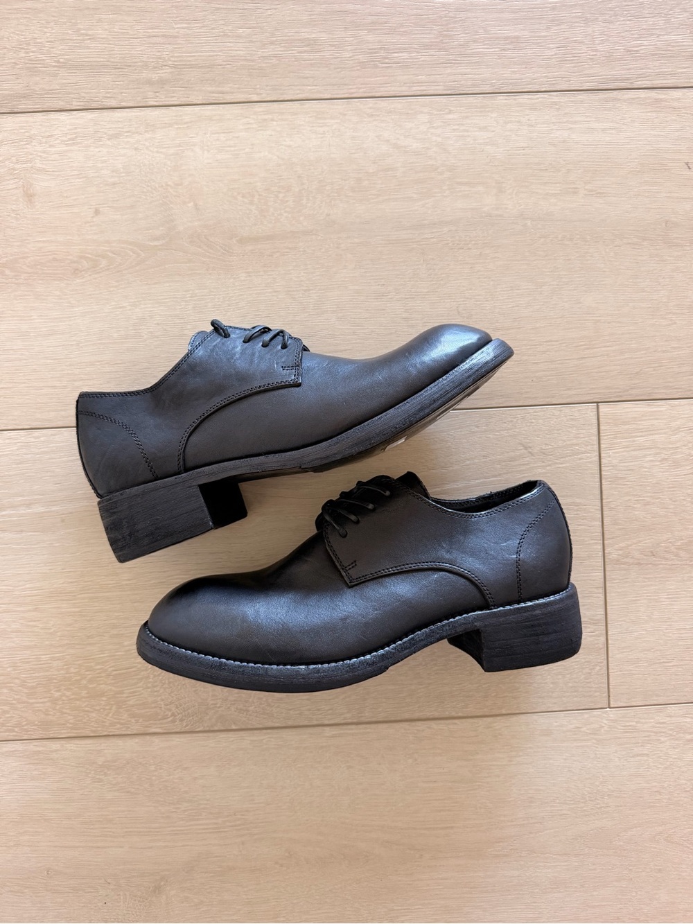 Guidi Classic Black Leather Derby Shoes